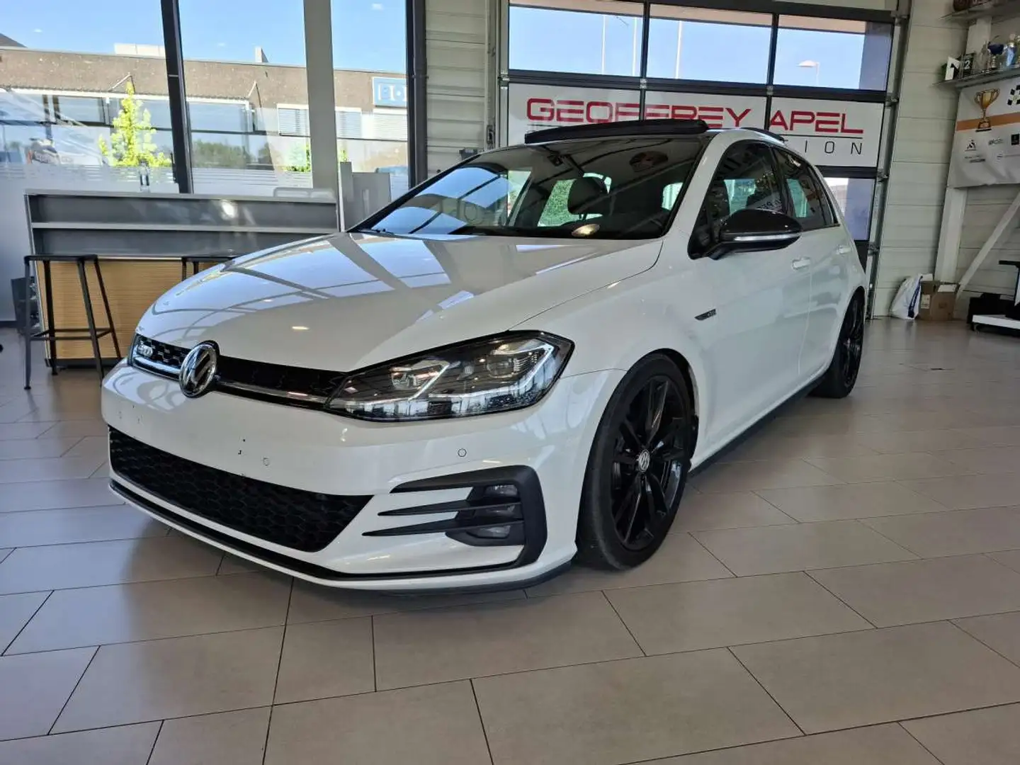 Volkswagen Golf VII GTD FACELIFT SPORT PACKET CUIR BI-XENON NAVI Blanc - 1