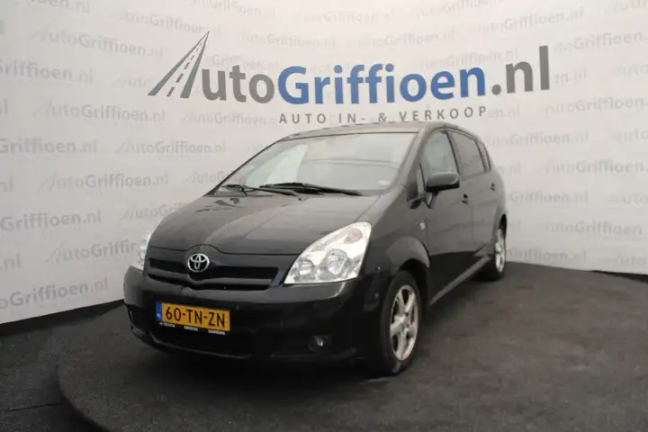Toyota Verso 1.8 VVT-i Dynamic 7p. nette automaat met trekhaak