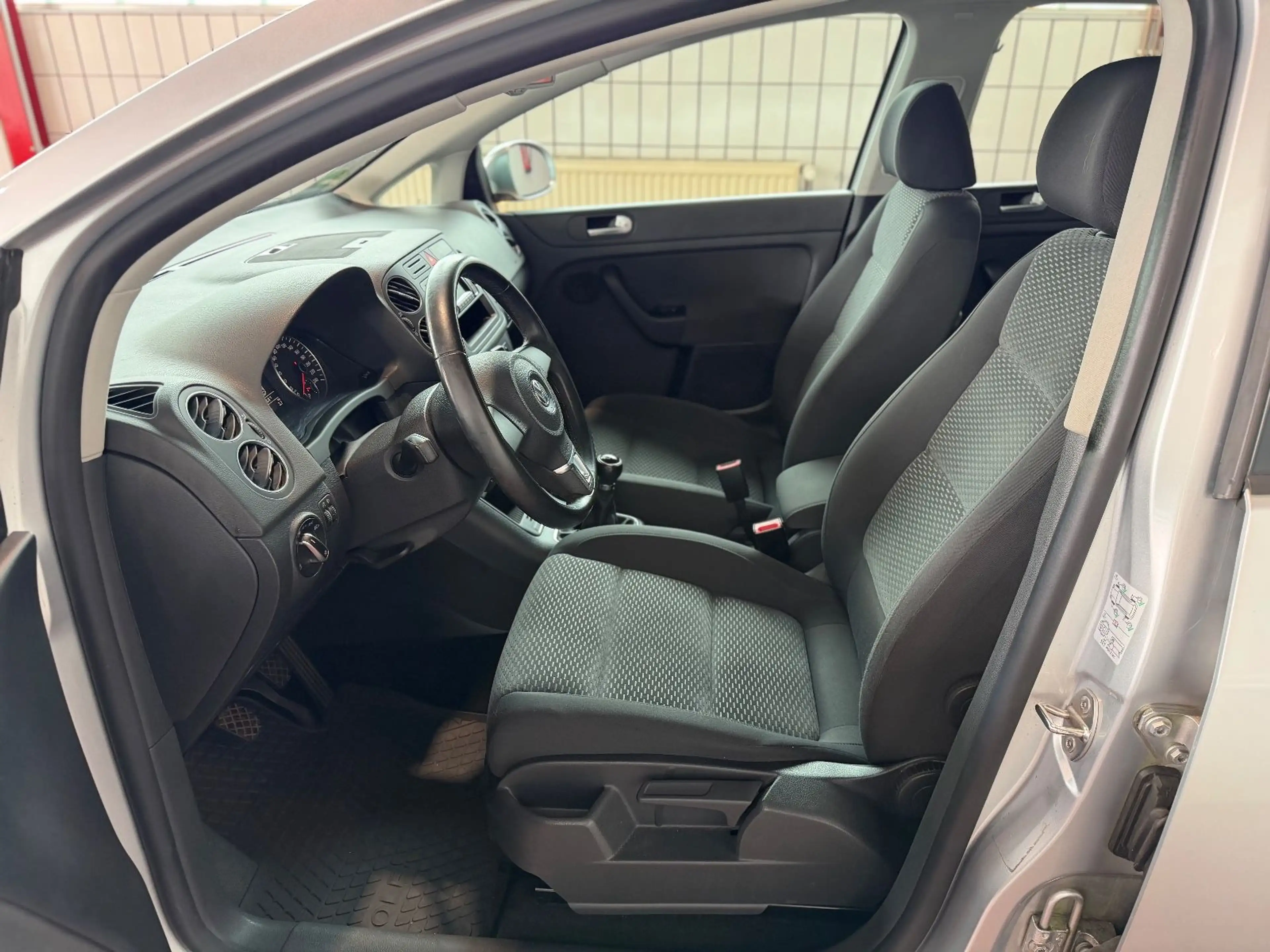 Volkswagen Golf Plus VI 1.2 TSI Comfortline/1.Hd/GSD/Shz — photo 9