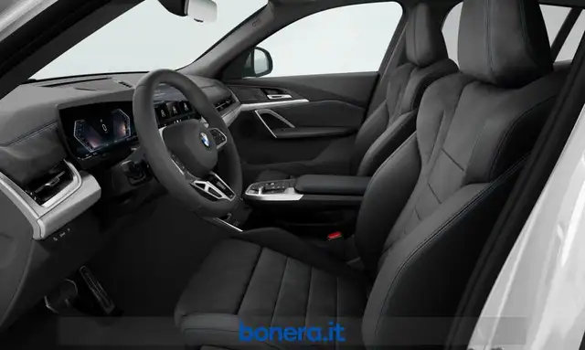 BMW X2 view 4