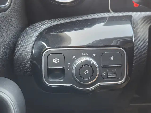Mercedes-Benz A-Class view 30