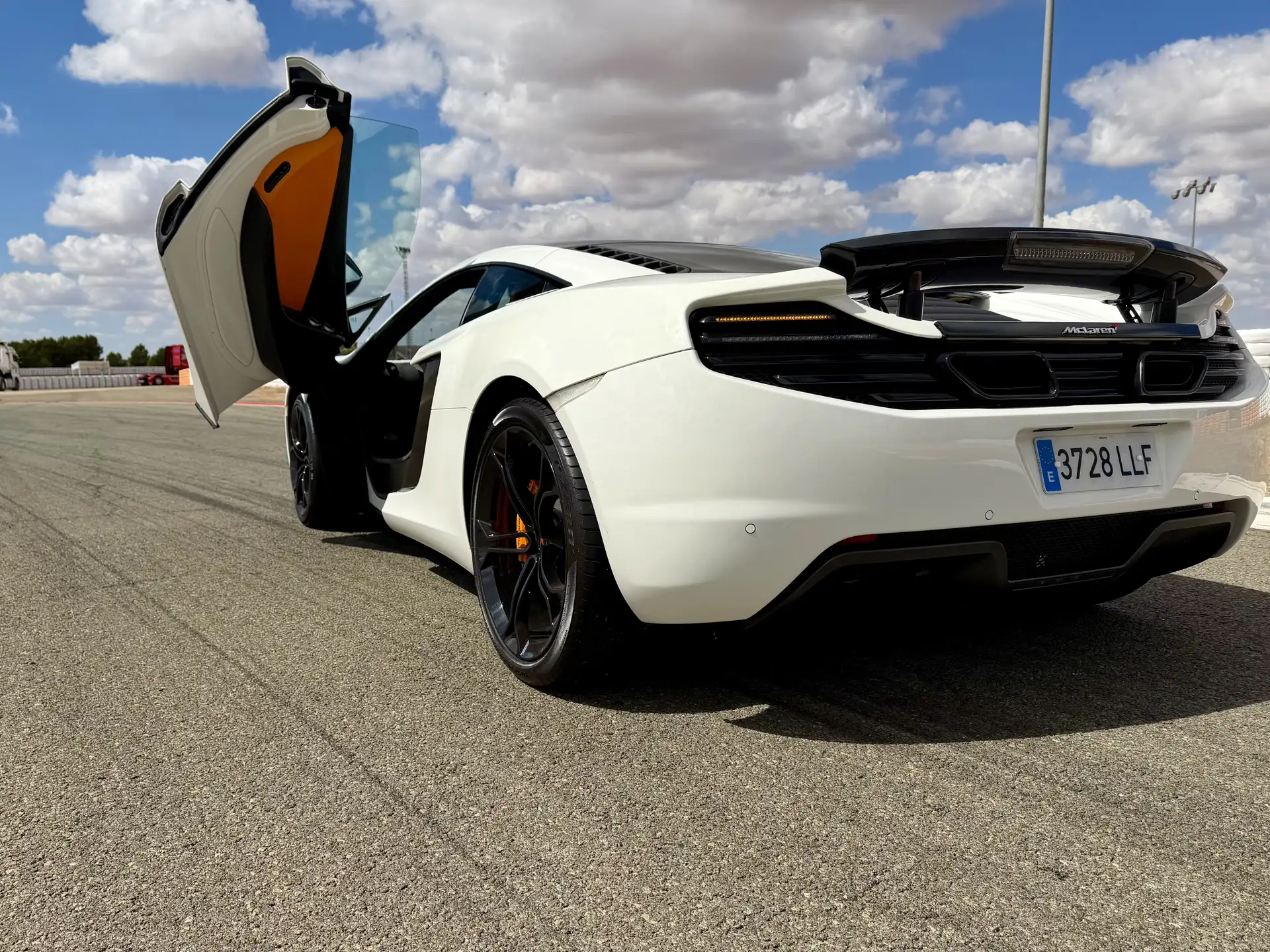 맥라렌 MP4-12C 12 C 2012 화이트 사진 6