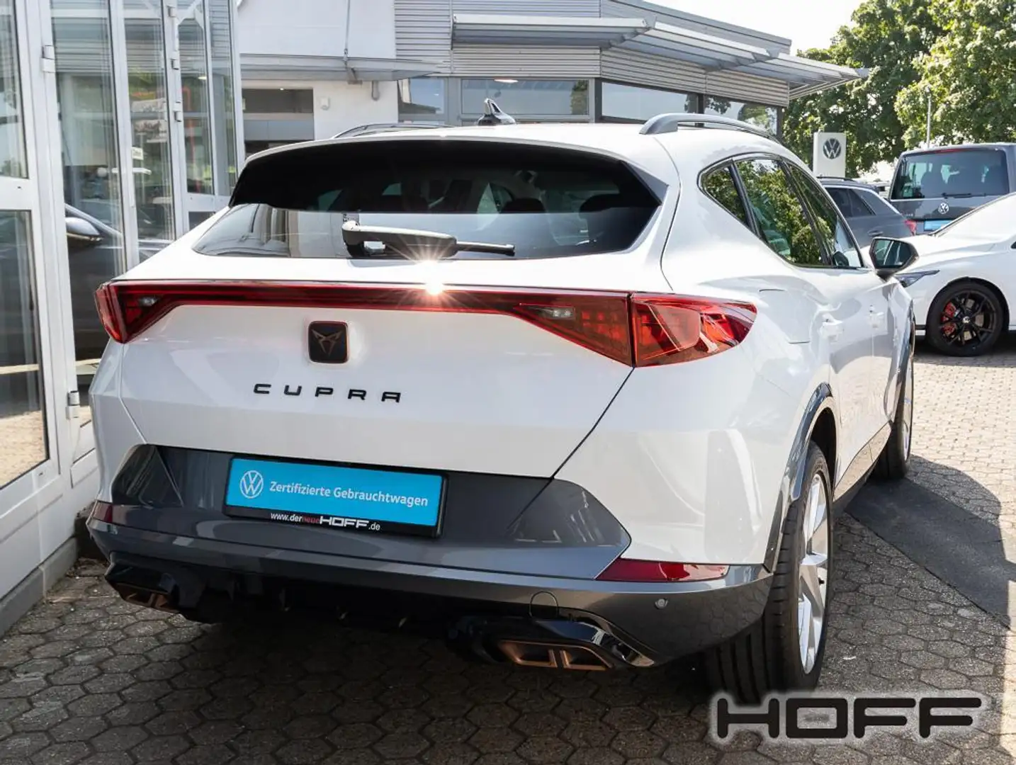 CUPRA Formentor 1.4 eTSI Hybrid DSG LED Navi Kamera Shz. ACC Weiß - 2
