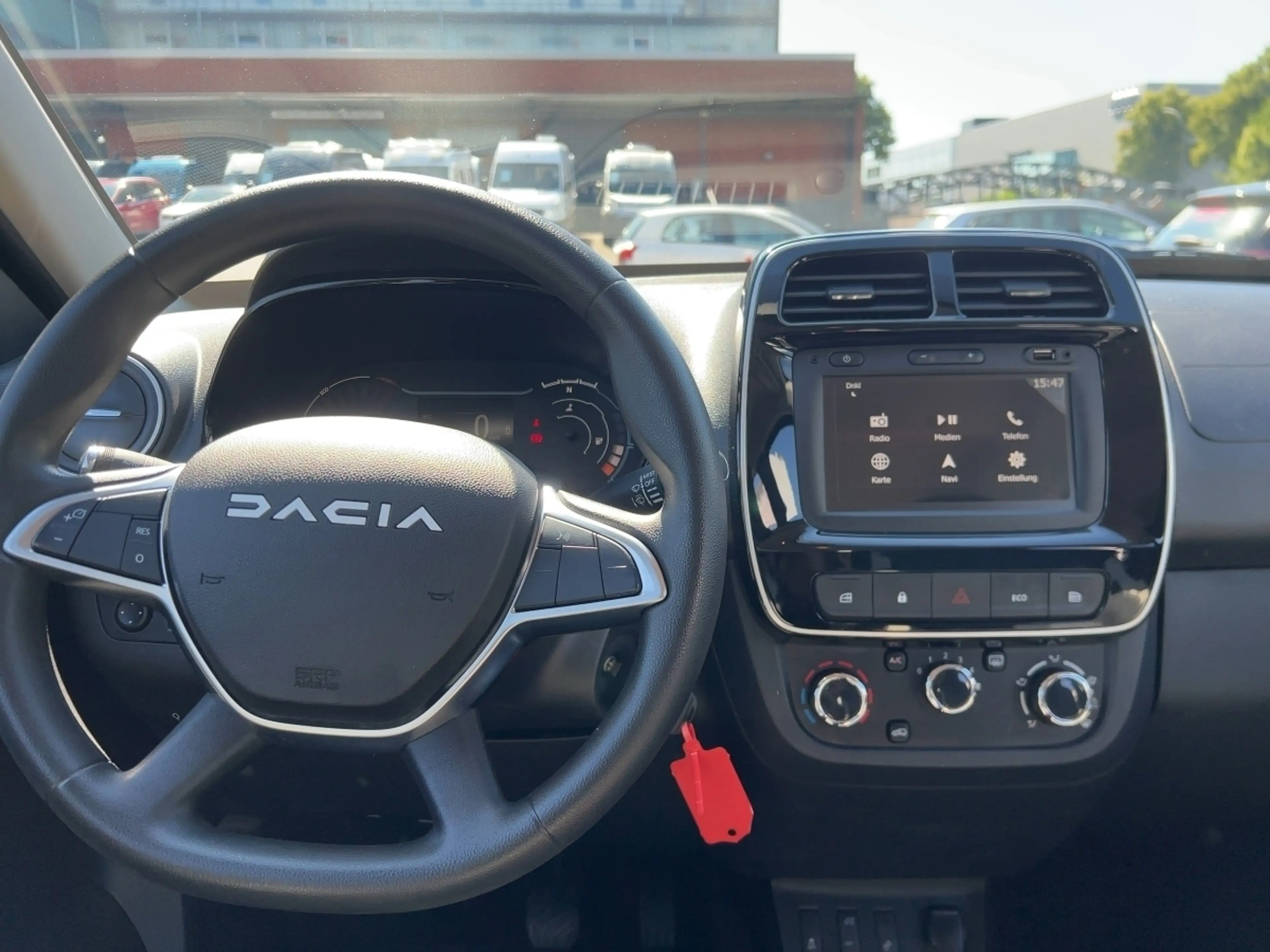 Dacia Spring Essential KLIMA LED-Tagfahrlicht BT ABS ESP ZV — photo 13