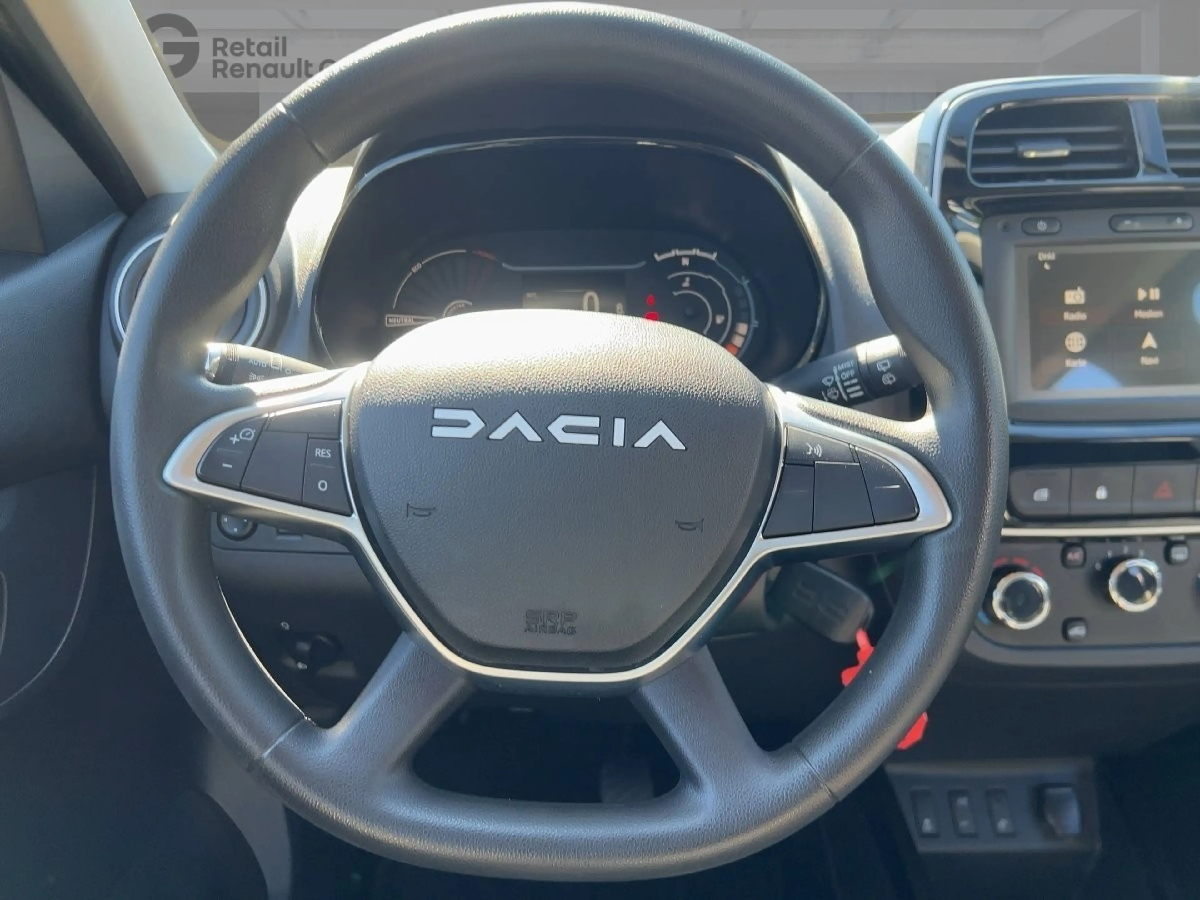 Dacia Spring Essential KLIMA LED-Tagfahrlicht BT ABS ESP ZV — photo 12