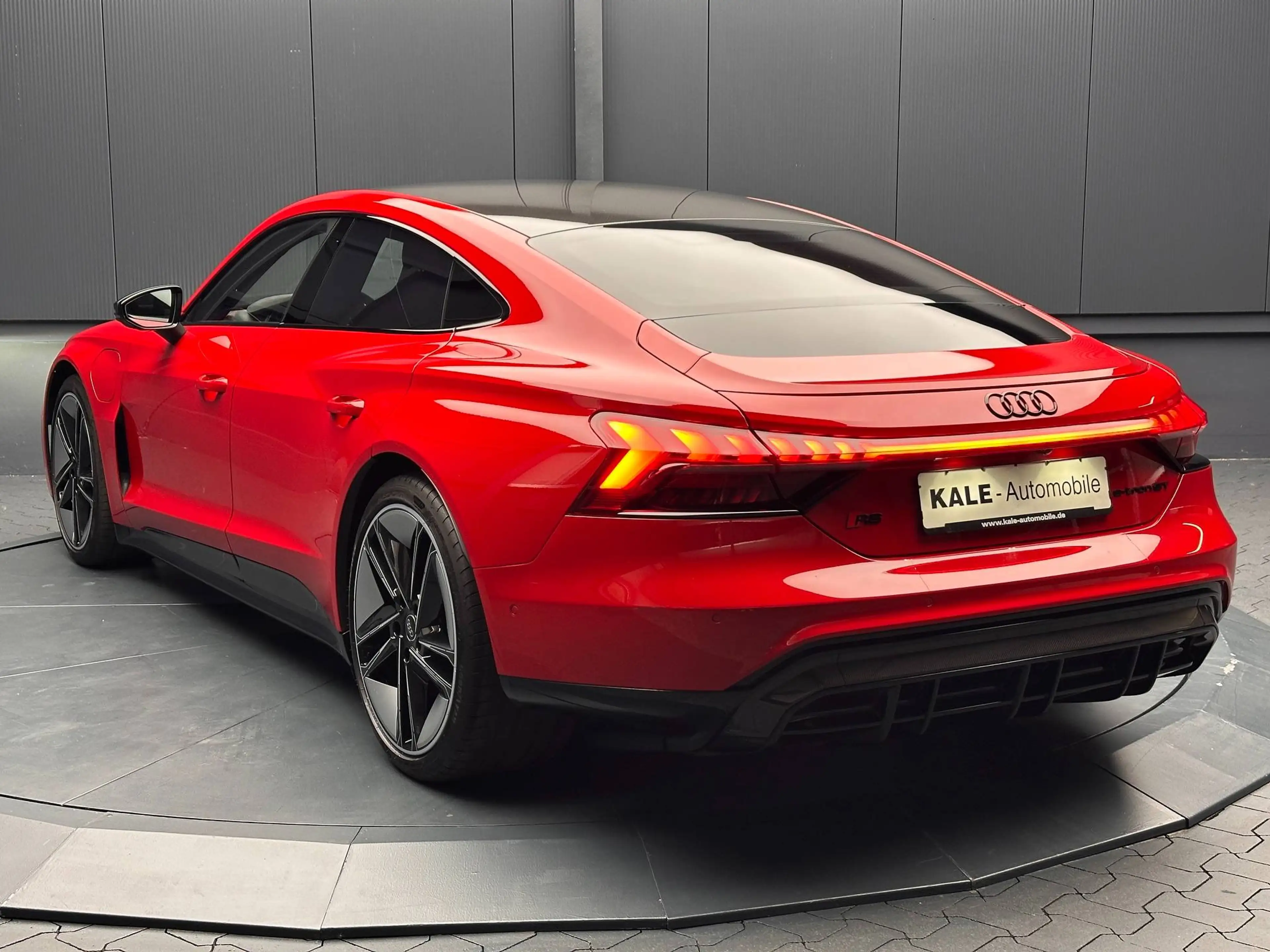 Audi RS e-tron GT quattro *CARBON*KERAMIK*NP:180.260EUR*Nachtsicht* — photo 3