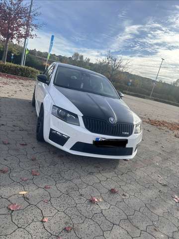 Imagine Skoda Octavia 2.0 TSI RS