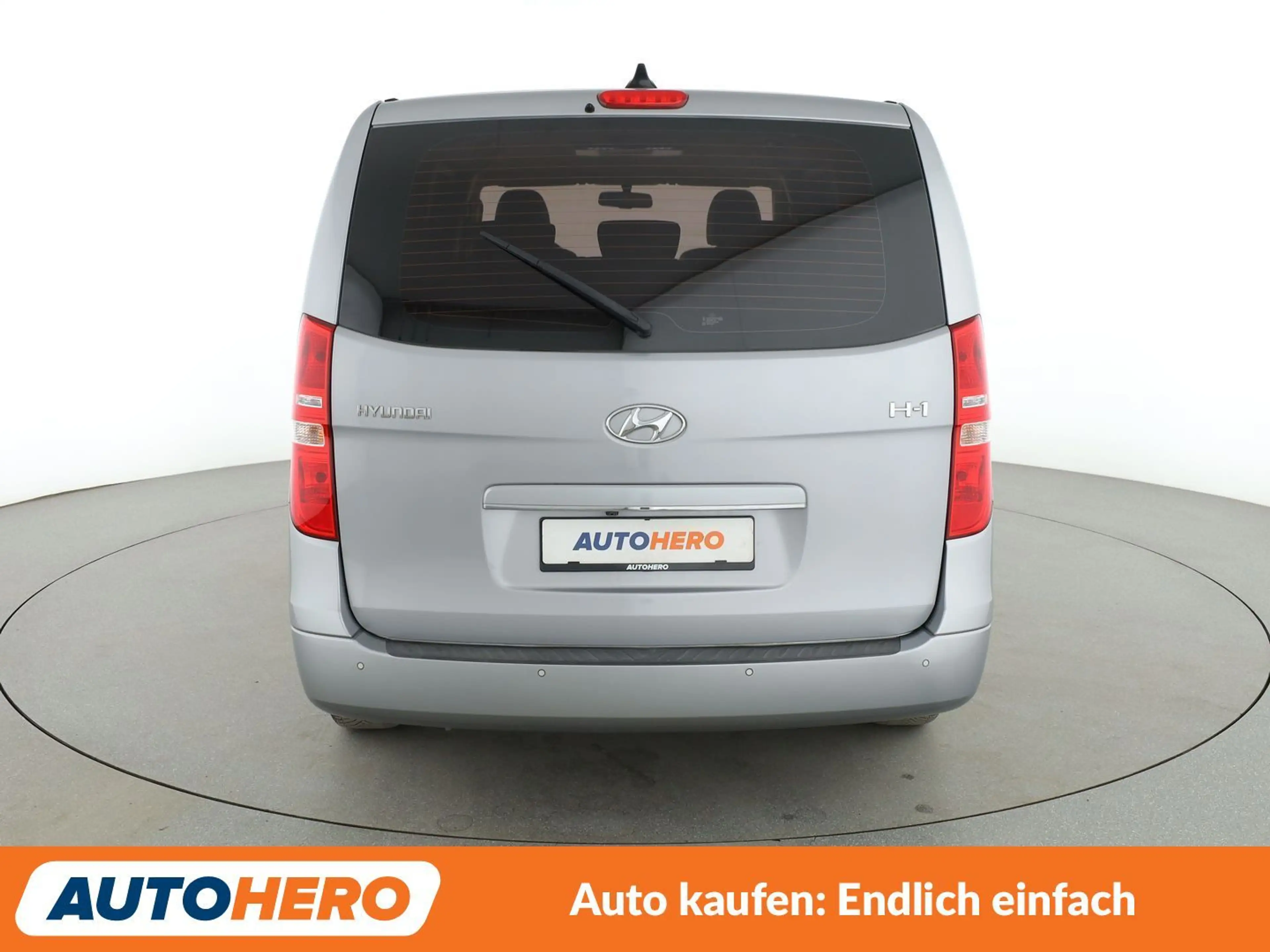 Hyundai H-1 2.5 CRDi Travel Premium Aut.*NAV*TEMP*CAM*PDC*SHZ* — photo 5