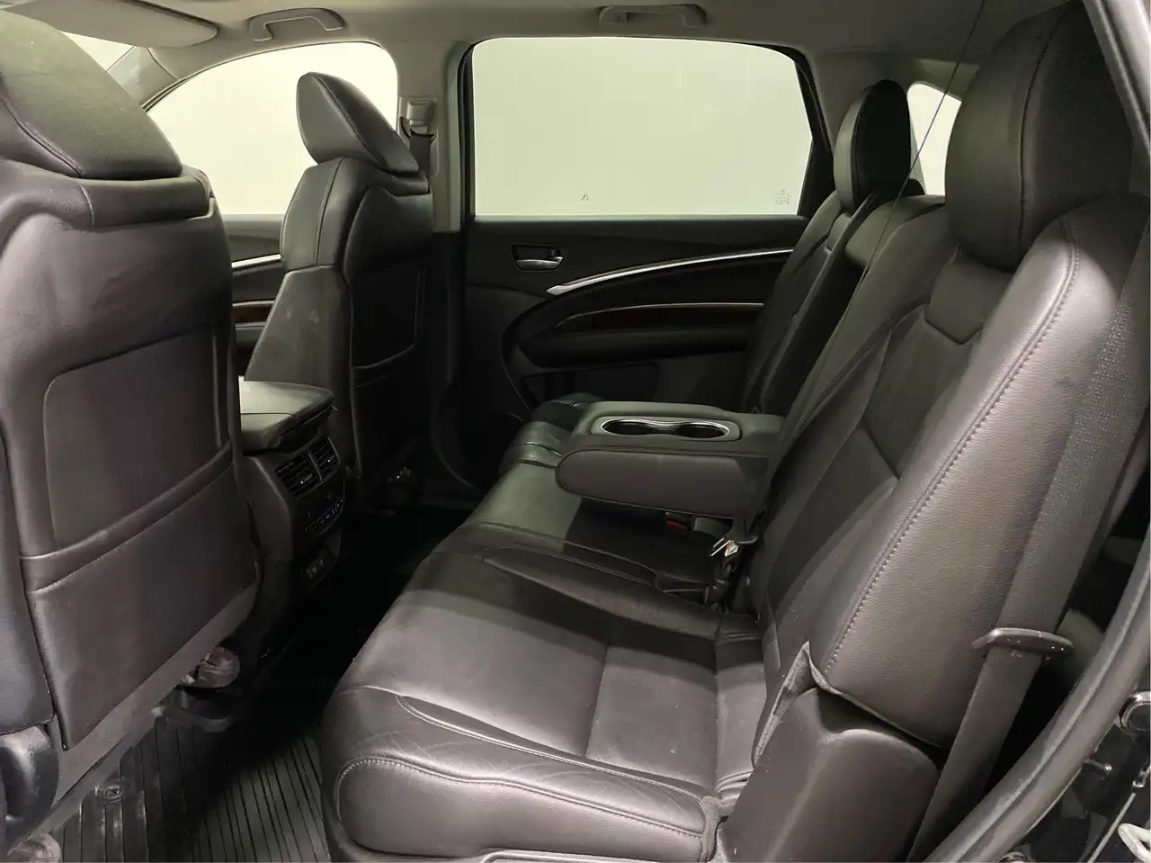 Acura MDX снимка Acura MDX