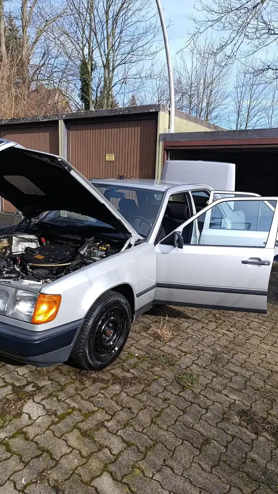 Mercedes-Benz E 260 4Matic, foto 5