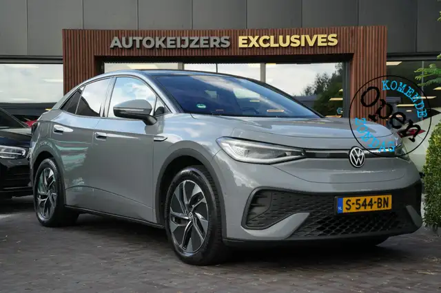 Volkswagen ID.5 Pro 77 kWh Warmtepomp Emergency braking DAB Stuurw