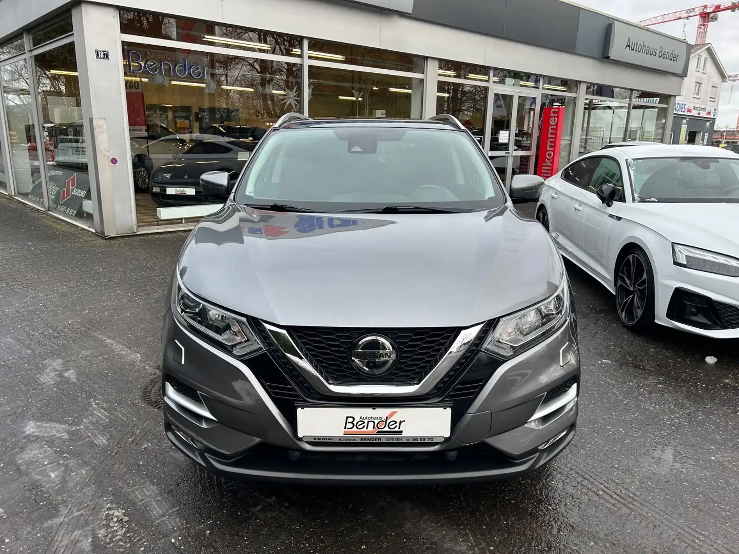 Nissan Qashqai N-Connecta AUTOMATIK NAVI PANO 360° Grau - 2