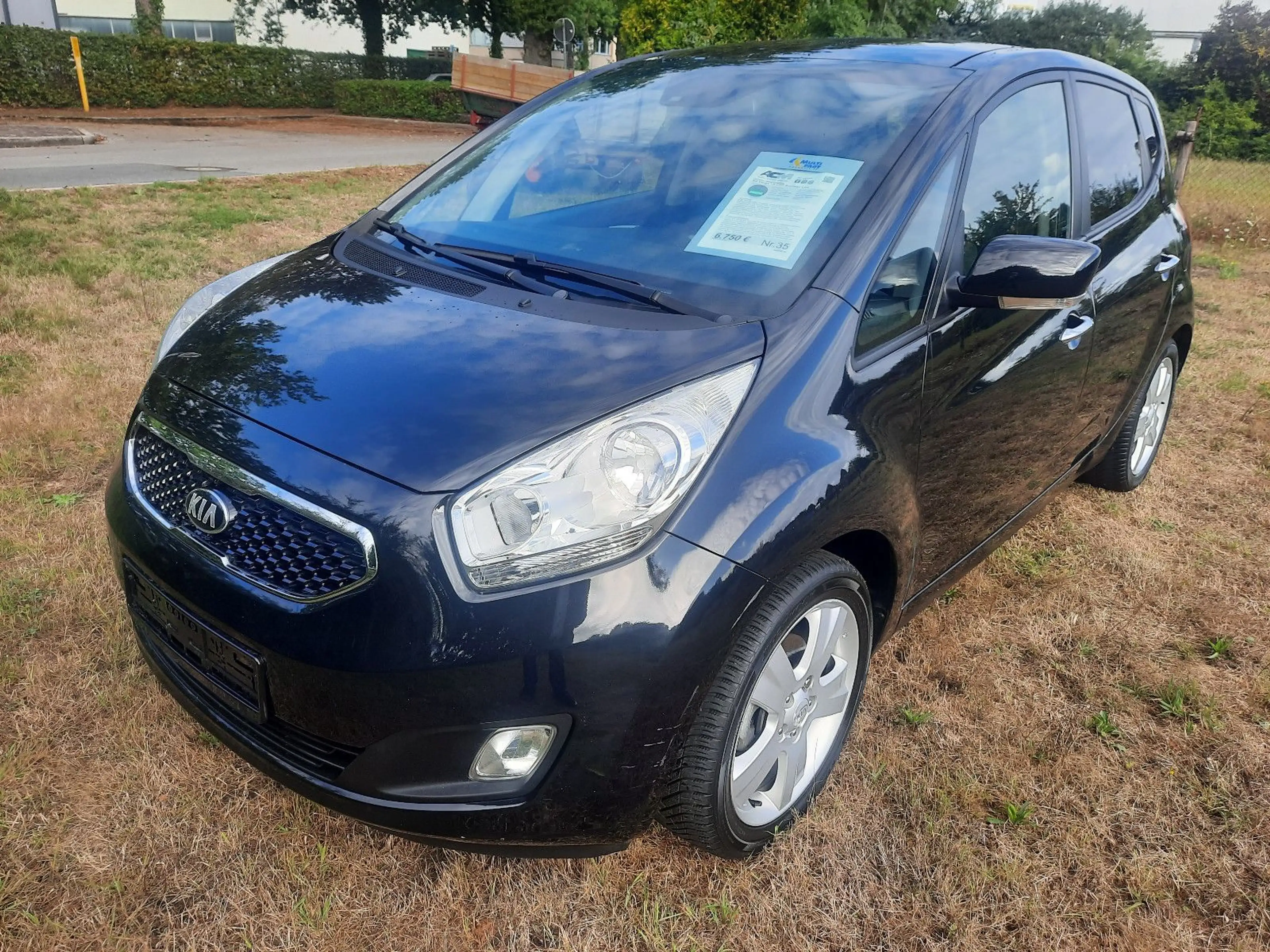 Kia Venga 1.6 CRDi Business Line — photo 3