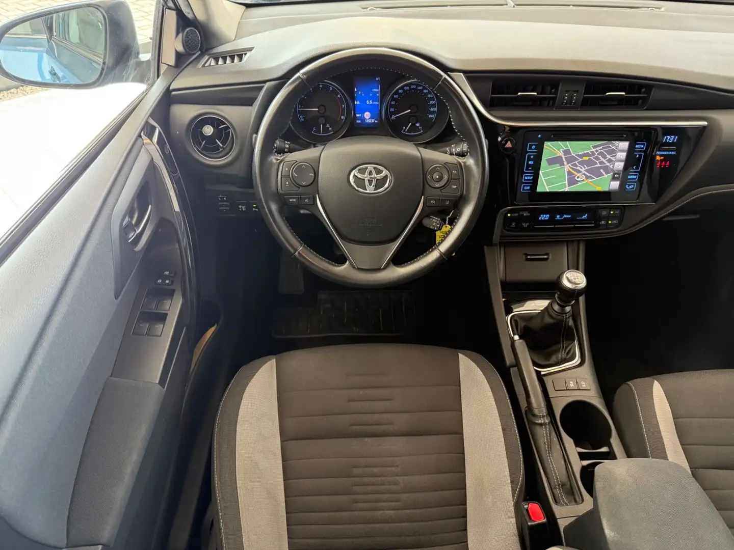 Toyota Auris Touring Sports Edition-S Tempomat Kamera Bleu - 2