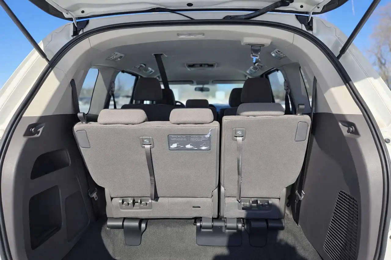 Honda Odyssey photo Honda Odyssey