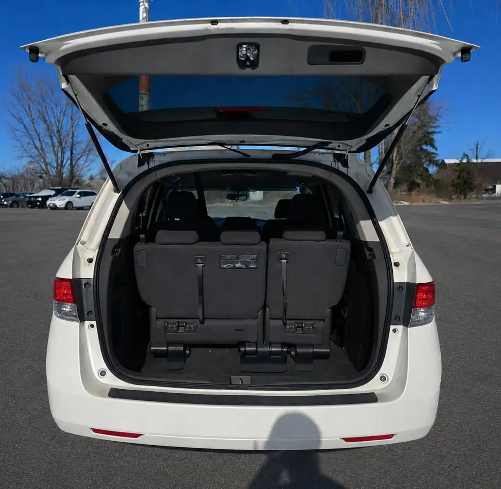 Honda Odyssey photo Honda Odyssey