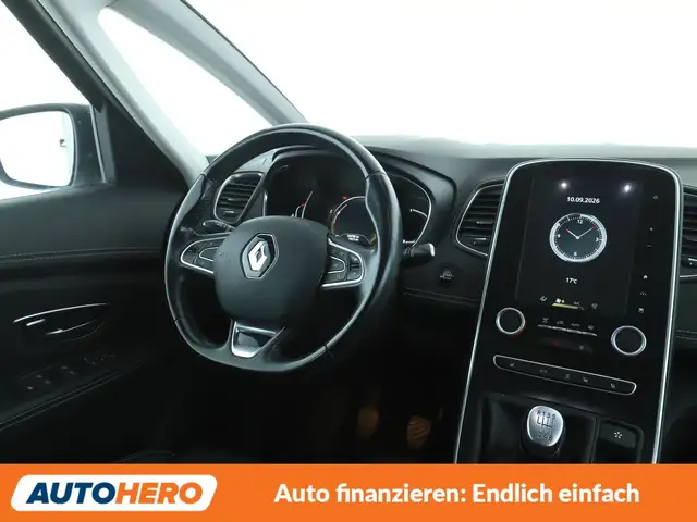 Renault Grand Scenic view 13