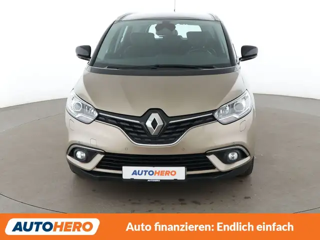 Renault Grand Scenic view 9