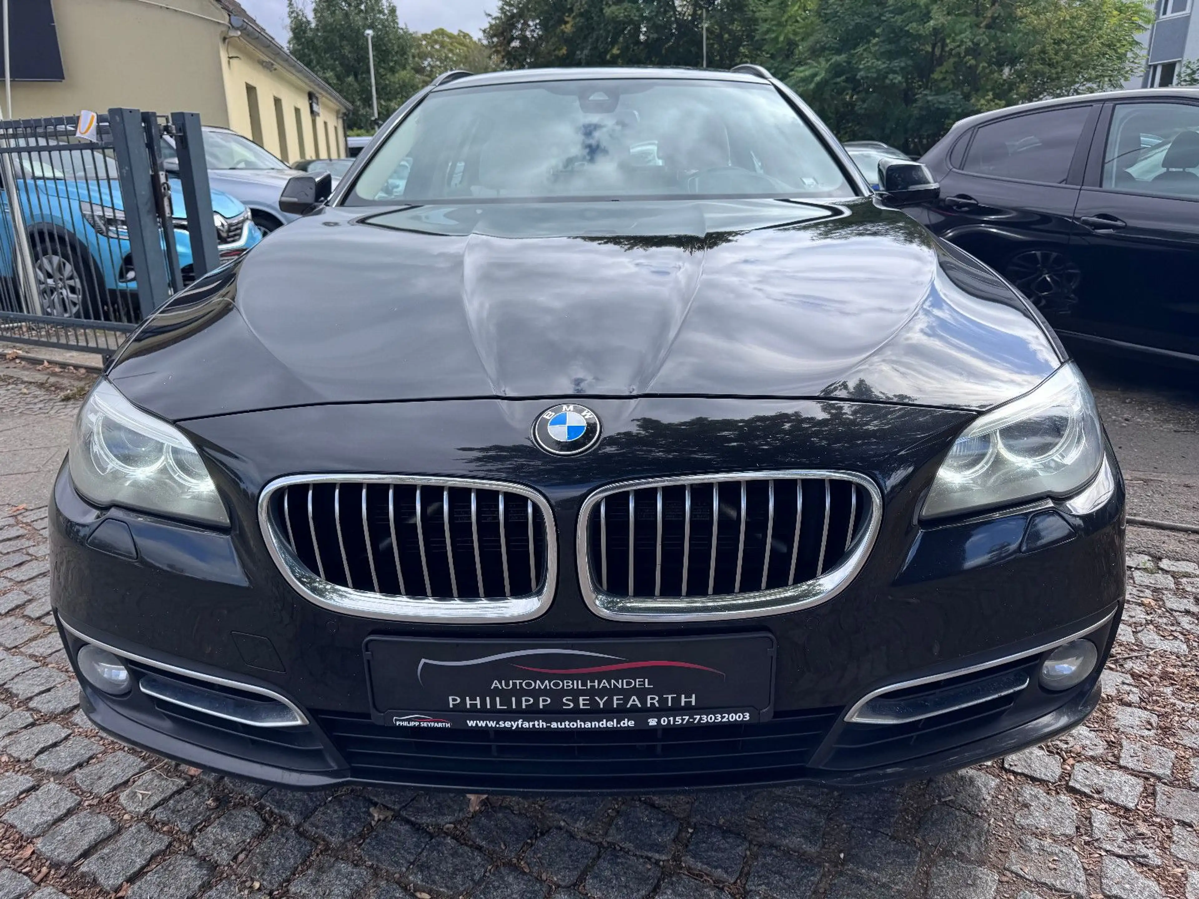 BMW 520 Touring*LUXURY*LOGIC 7*LEDER*PDC*HEAD UP* — photo 4