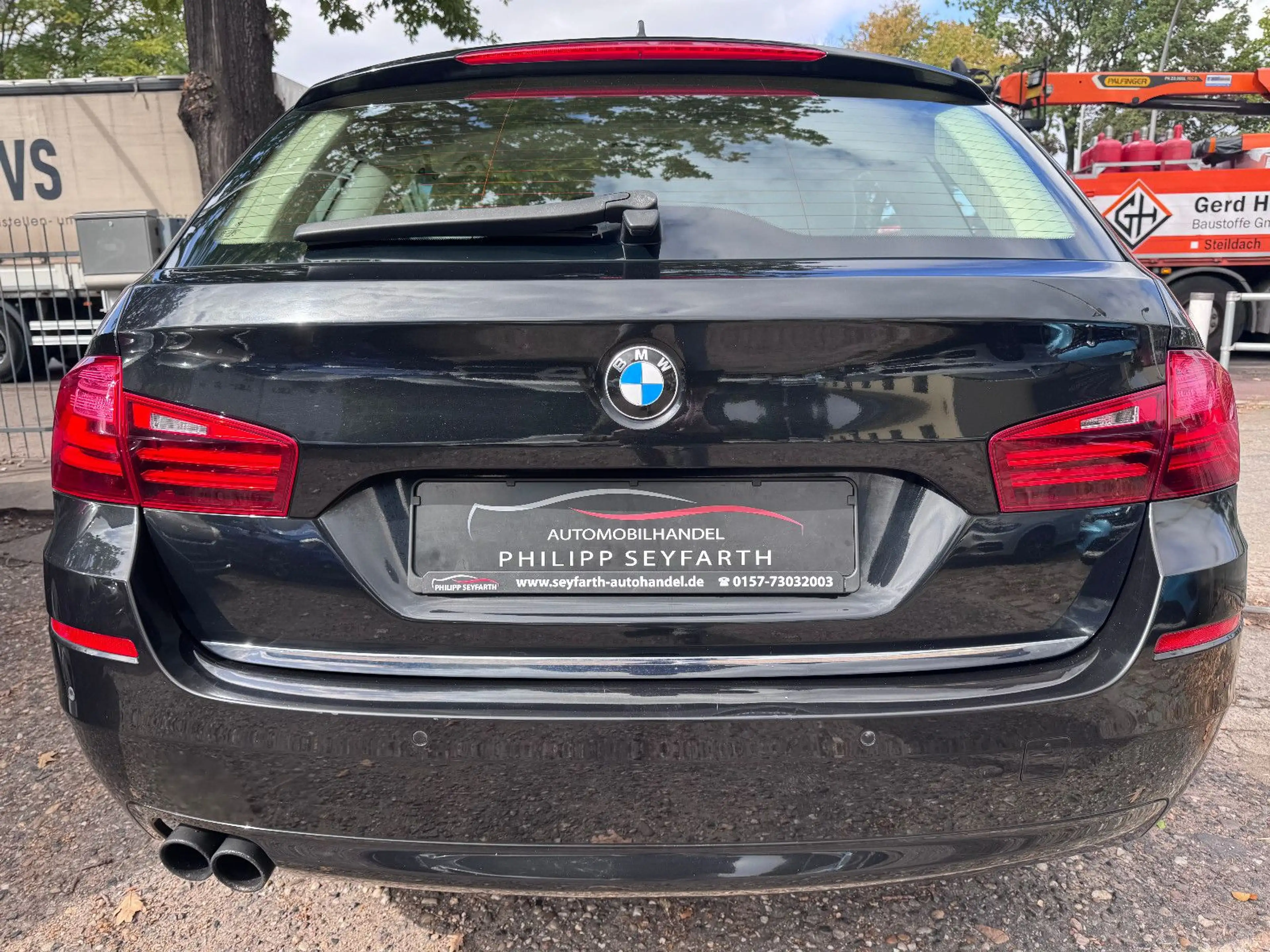 BMW 520 Touring*LUXURY*LOGIC 7*LEDER*PDC*HEAD UP* — photo 6