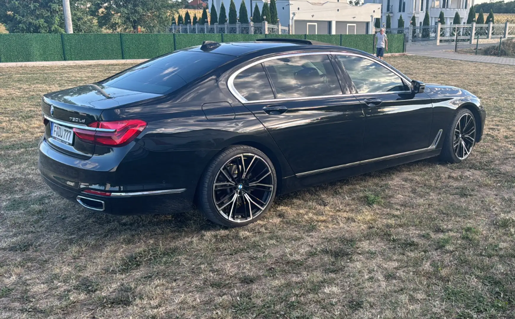BMW 730 LD 21 zoll M Felgen Schwarz - 2