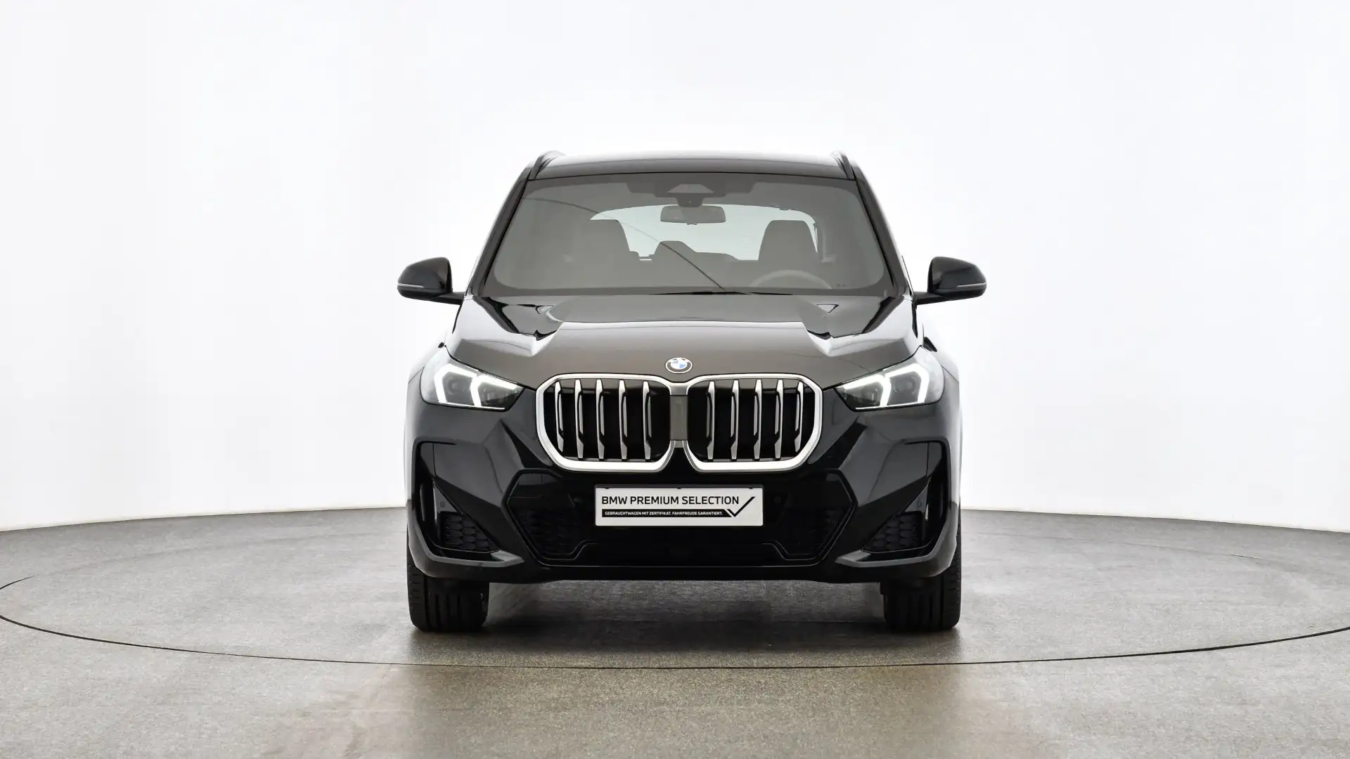 BMW X1 xDrive20d *M-Sportpaket *Adaptives M Fahrwerk *AHK Schwarz - 2