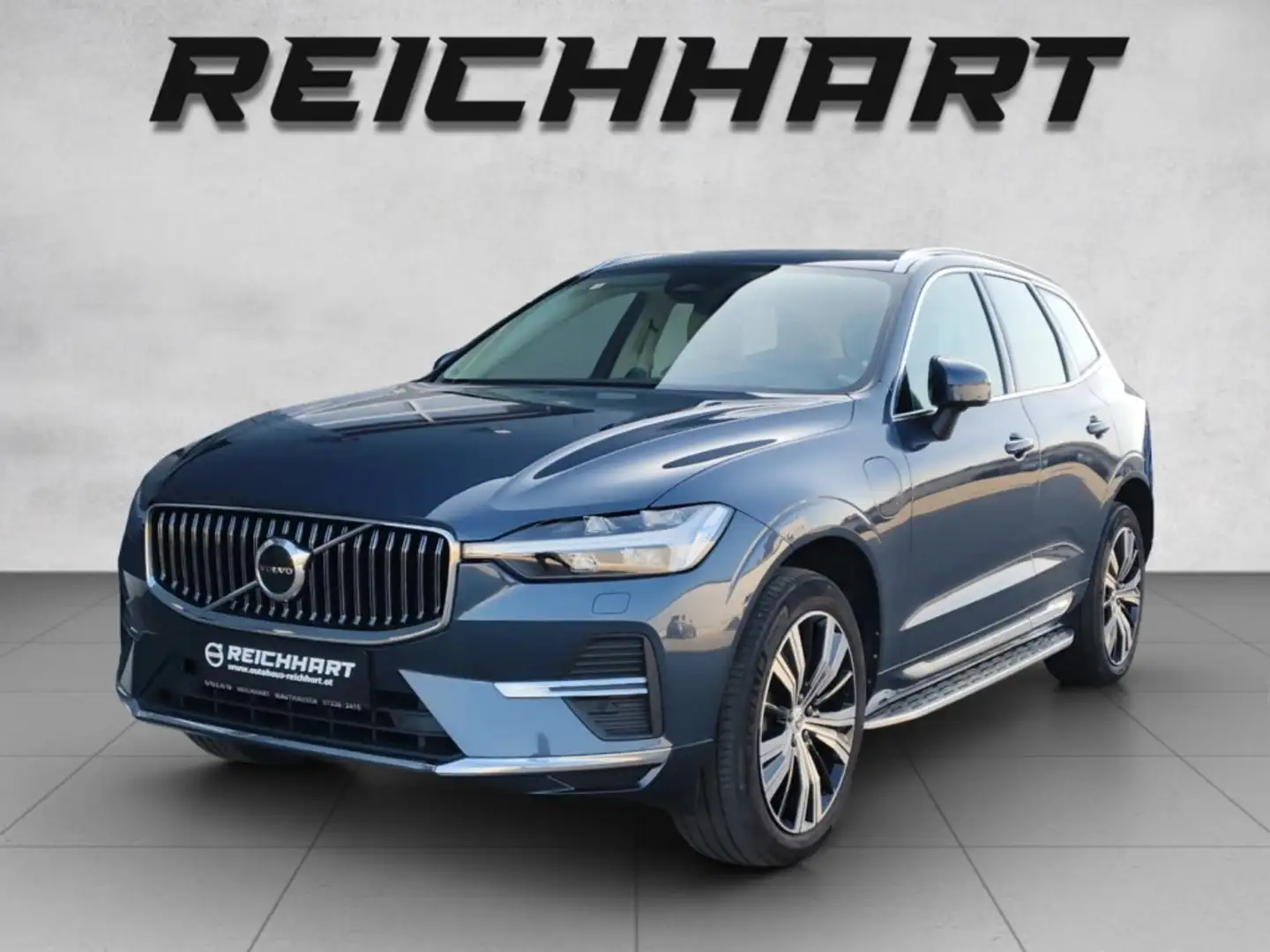 Volvo XC60 Ultra, T6 AWD Plug-in Hybrid, Elektrisch/Benzin, Dark Blau - 1