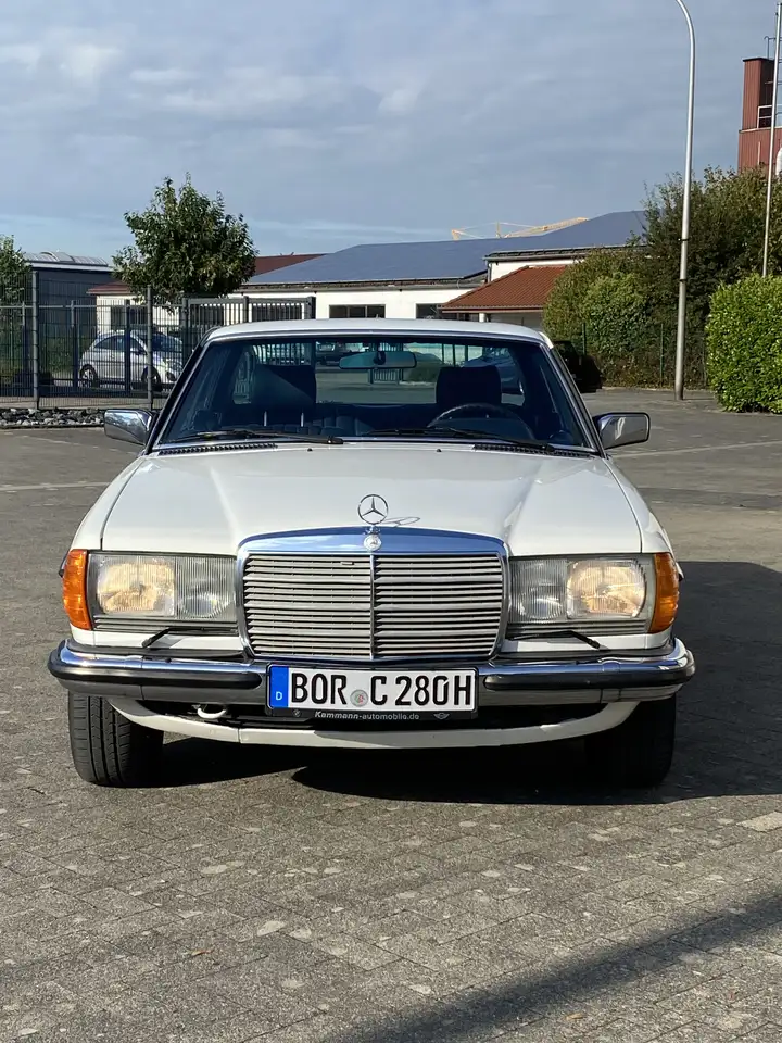 Mercedes-Benz CE 280, foto 2