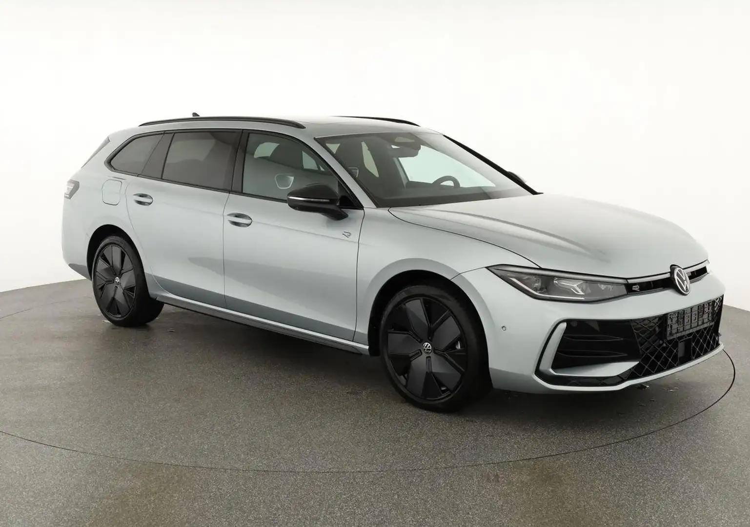 Volkswagen Passat Variant 1.5 TSI eHybrid 200 kW R-Line Black, Pano, AHK,... Plateado - 1