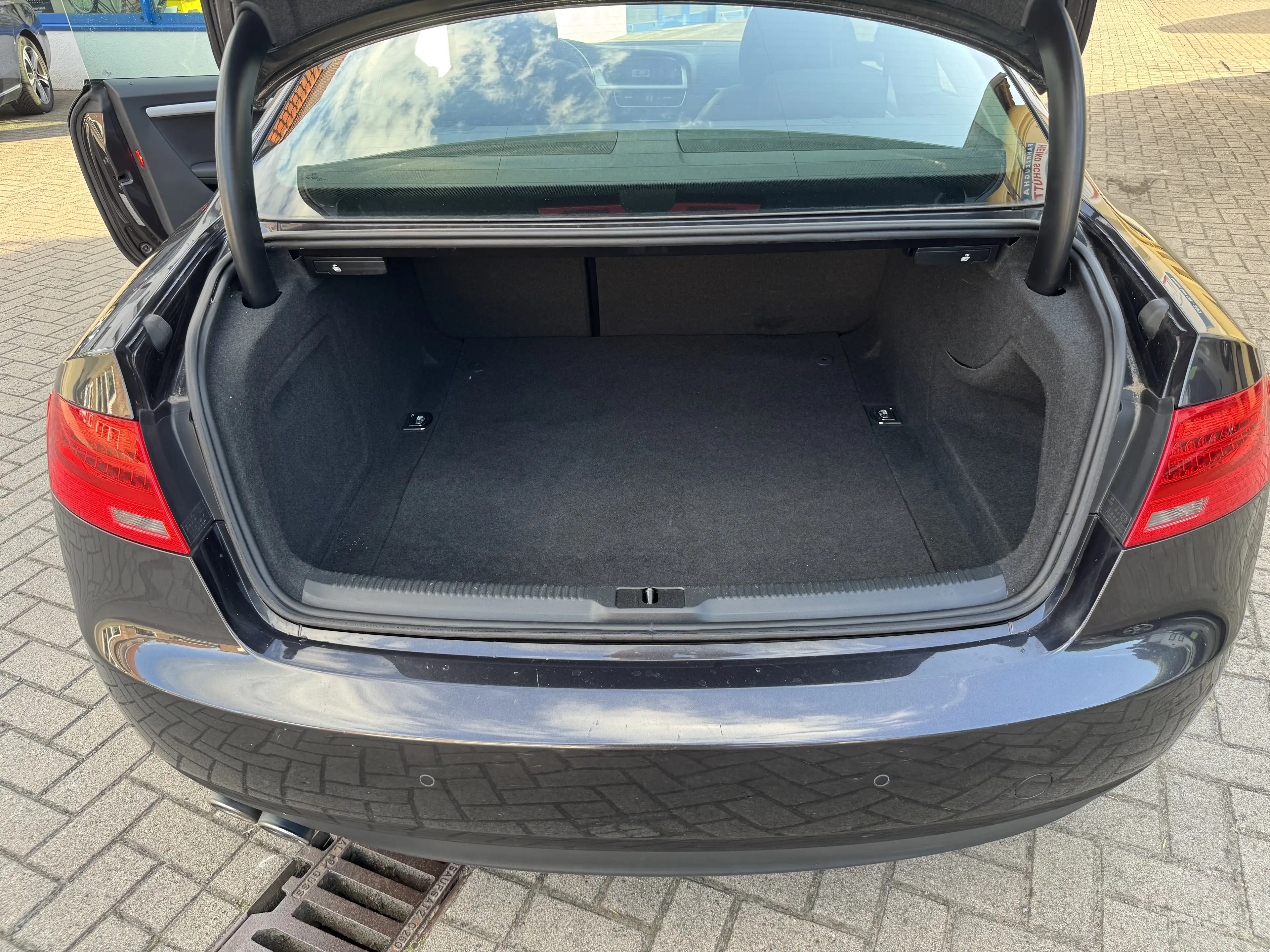 Audi A5 2.0 TDI -DSG-NAV+Shzg+PDC — photo 10