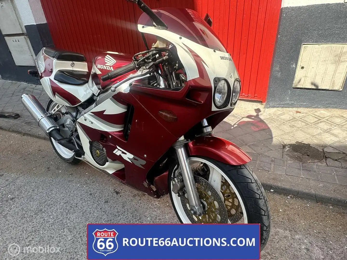 Honda Sonstige CBR 400 | 1988 | Route 66 Auctions Schwarz - 2