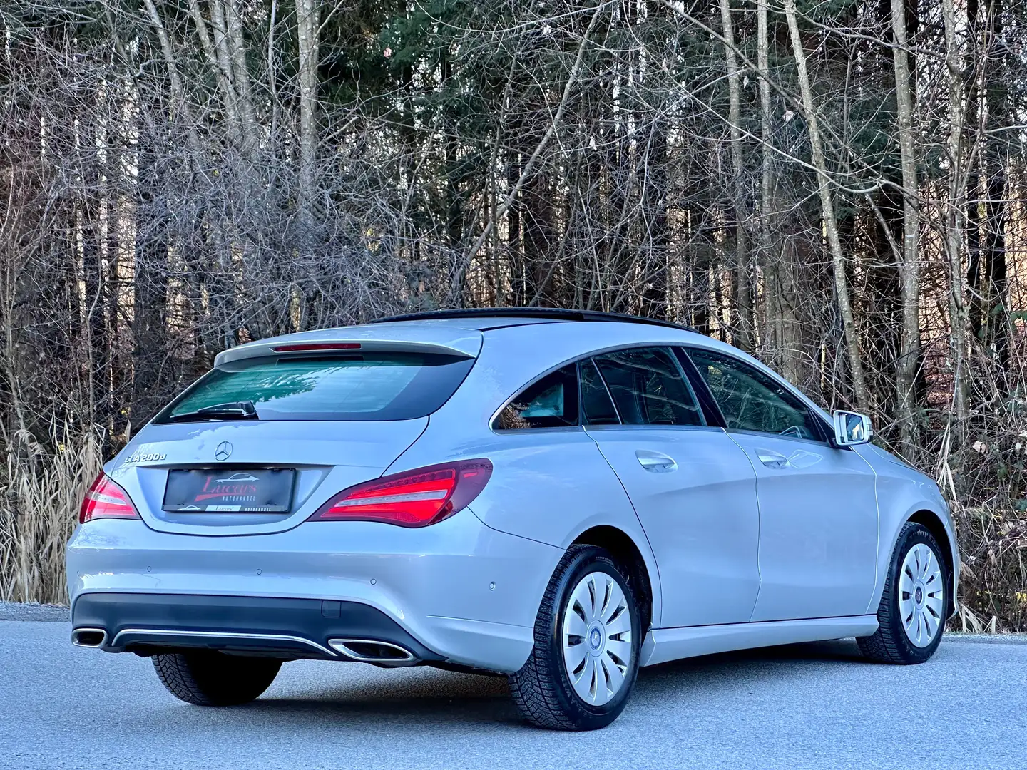 Mercedes-Benz CLA 200 200 CDI Kombi Aut. PANORAMA*LEDER*NAVI*LED*TEMPO* Grau - 2