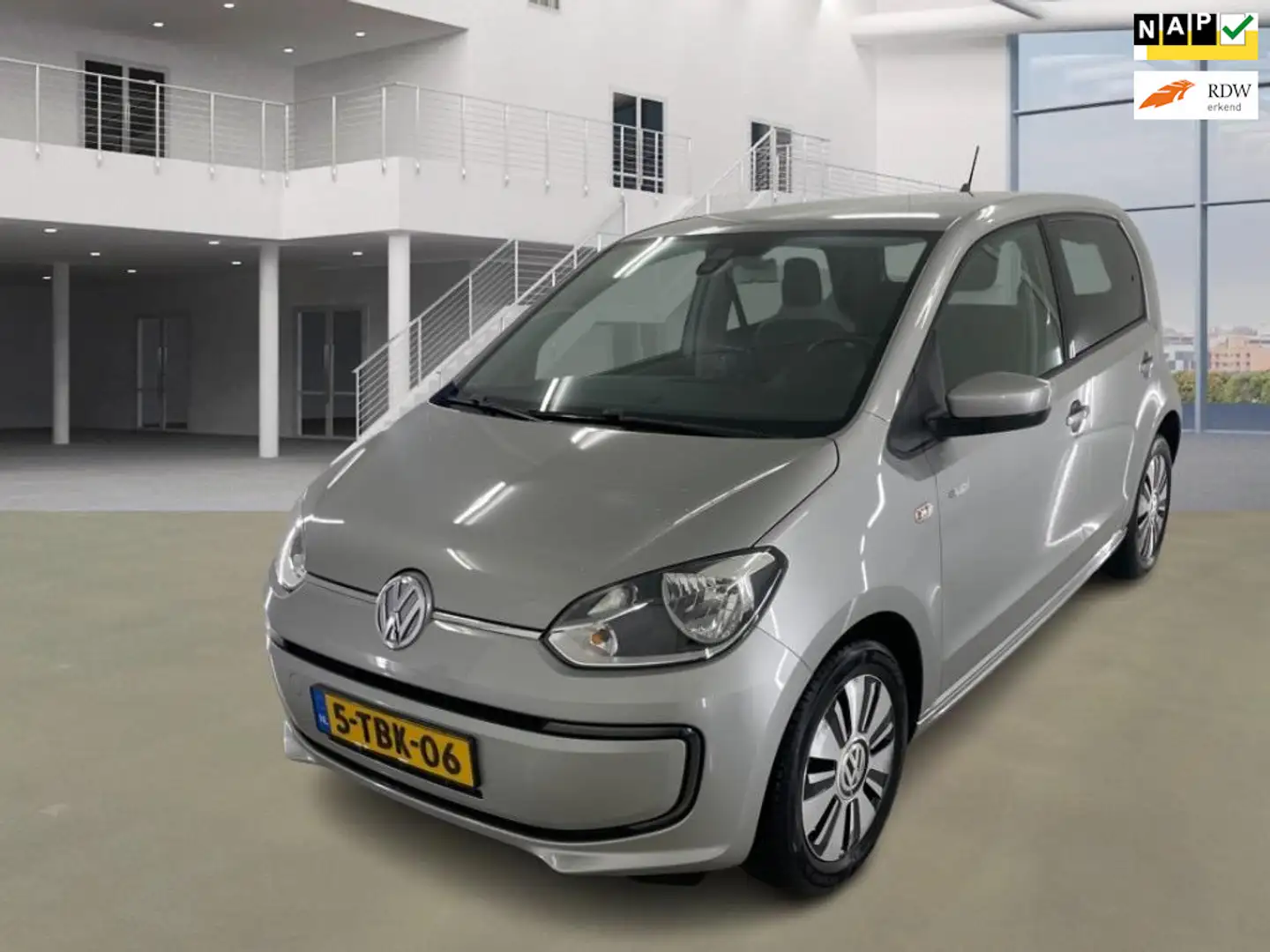 Volkswagen e-up! E-Up! | SOH ?% | Nieuwe APK | 5 Deurs | Stoelverwa Gris - 1