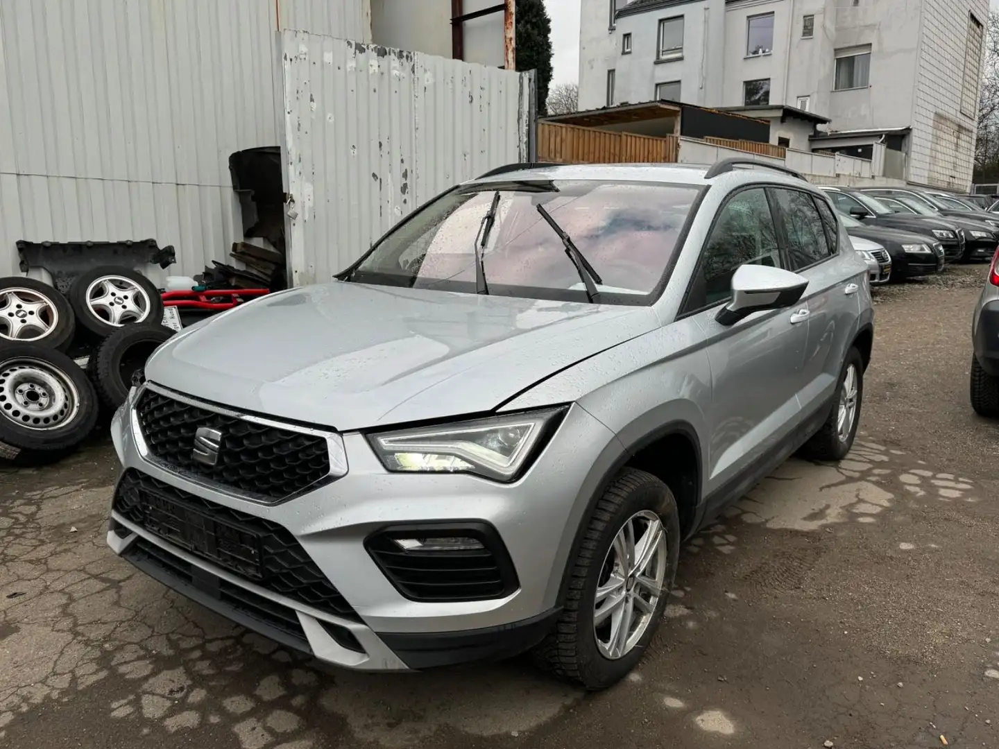 SEAT Ateca Style/XENON/ALCANTARA/MEMORY-SIT/GEPFLEGT/ Plateado - 1