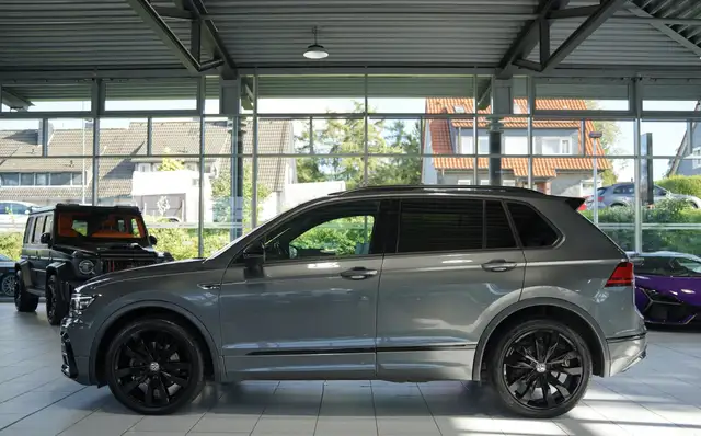 Volkswagen Tiguan view 11
