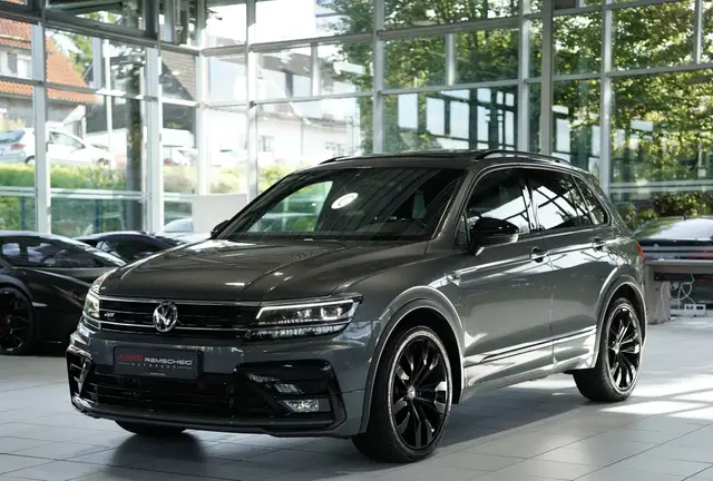 Volkswagen Tiguan view 5