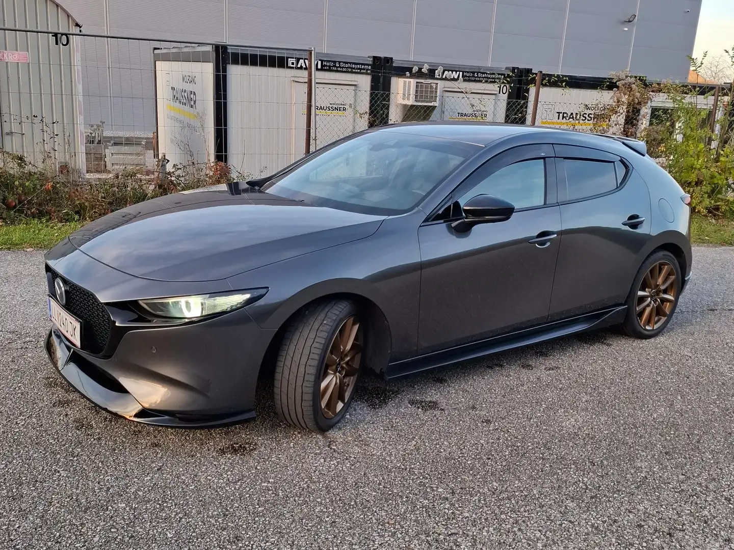 Mazda 3 Mazda 3 Skyactiv-X180 GT+/SO/PR/TE Grau - 1
