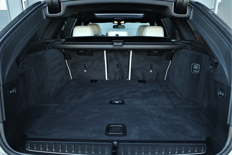 BMW 540 5-serie Touring 540i xDrive High Executive M-Sport — photo 9