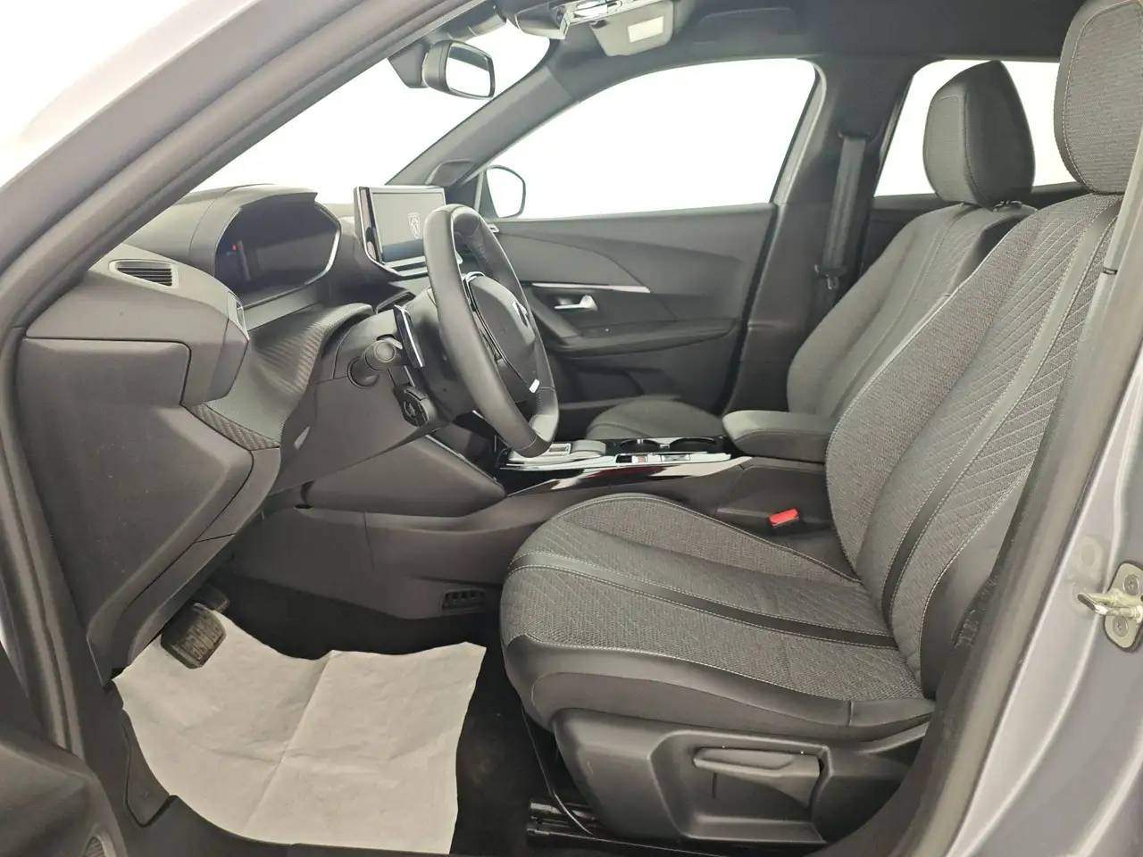 Peugeot 2008 1.2 hybrid Style 145cv e-dcs6, миниатюра 13