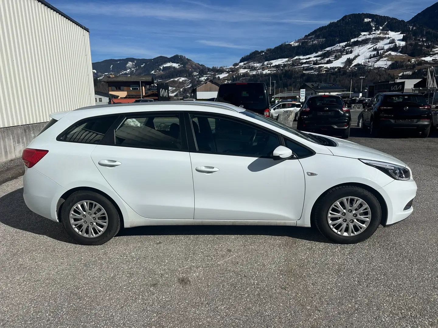 Kia Ceed SW / cee'd SW 1.6 Diesel Pickerl 1/2027 Weiß - 2