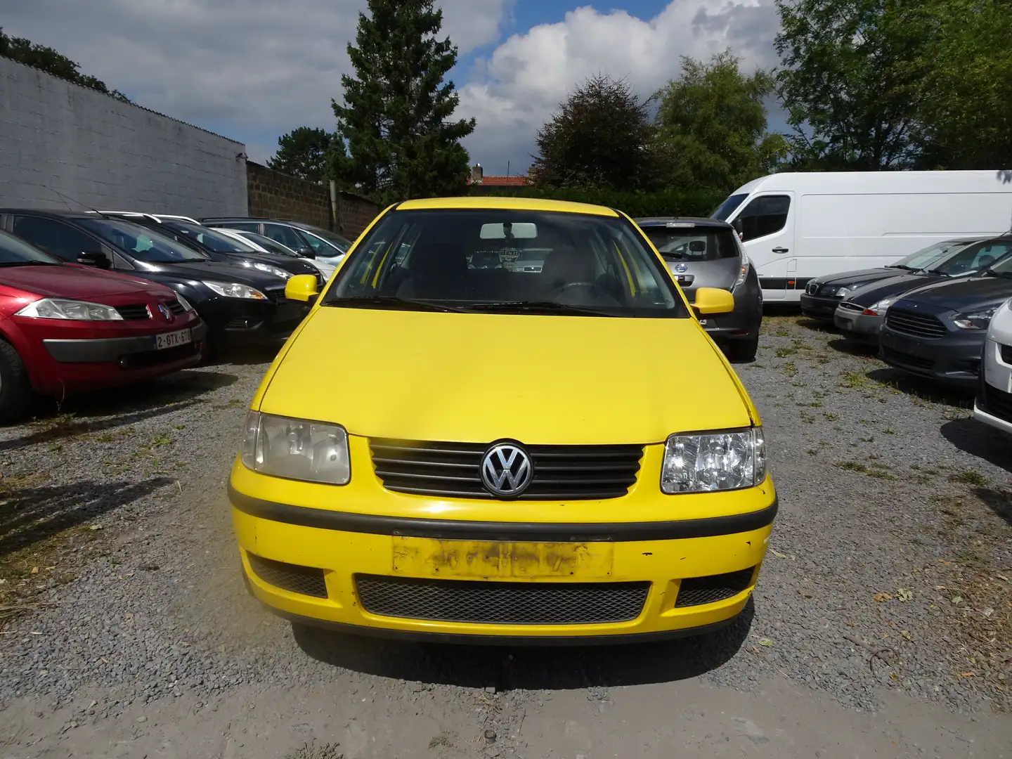 Volkswagen Polo 1.4i Comfortline Желтый - 1