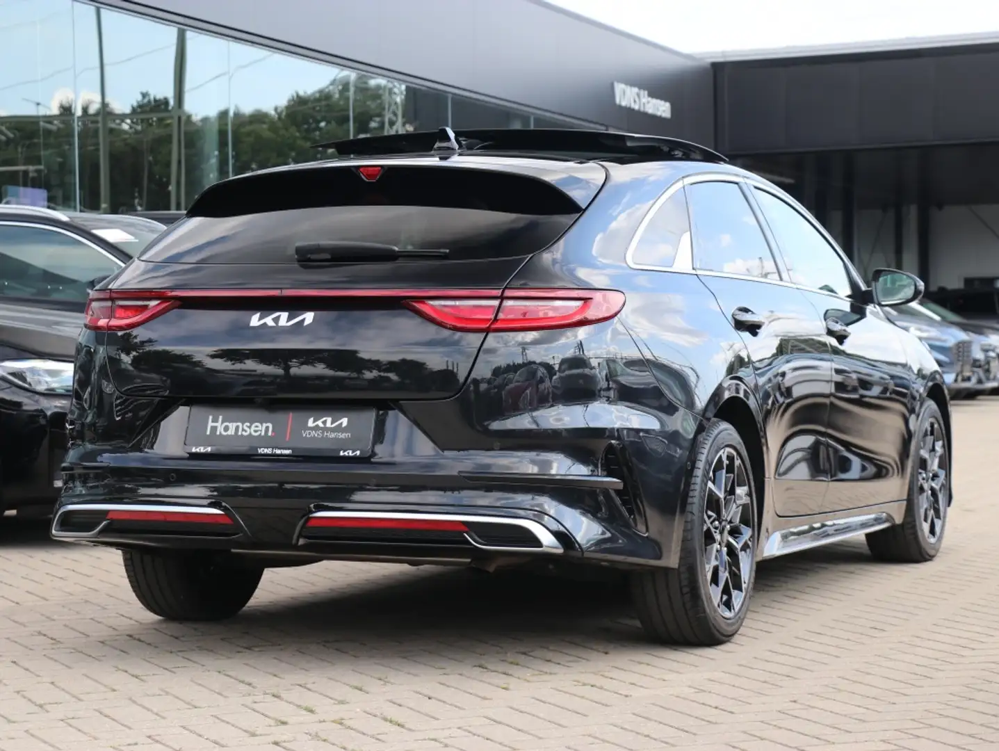 Kia ProCeed / pro_cee'd 1.5 T-GDi GT-Line I Automaat I Panoramadak I Navi Zwart - 2