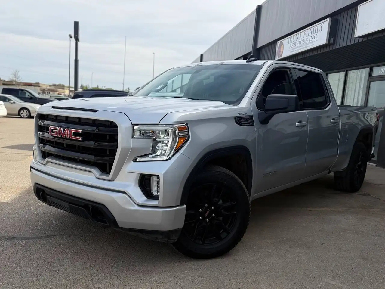 GMC Sierra 1500 снимка GMC Sierra 1500