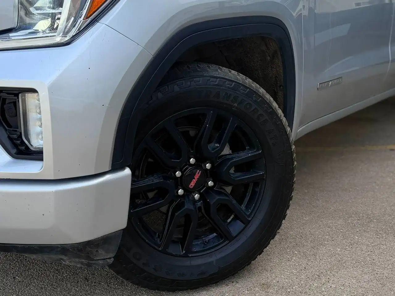 GMC Sierra 1500 снимка GMC Sierra 1500