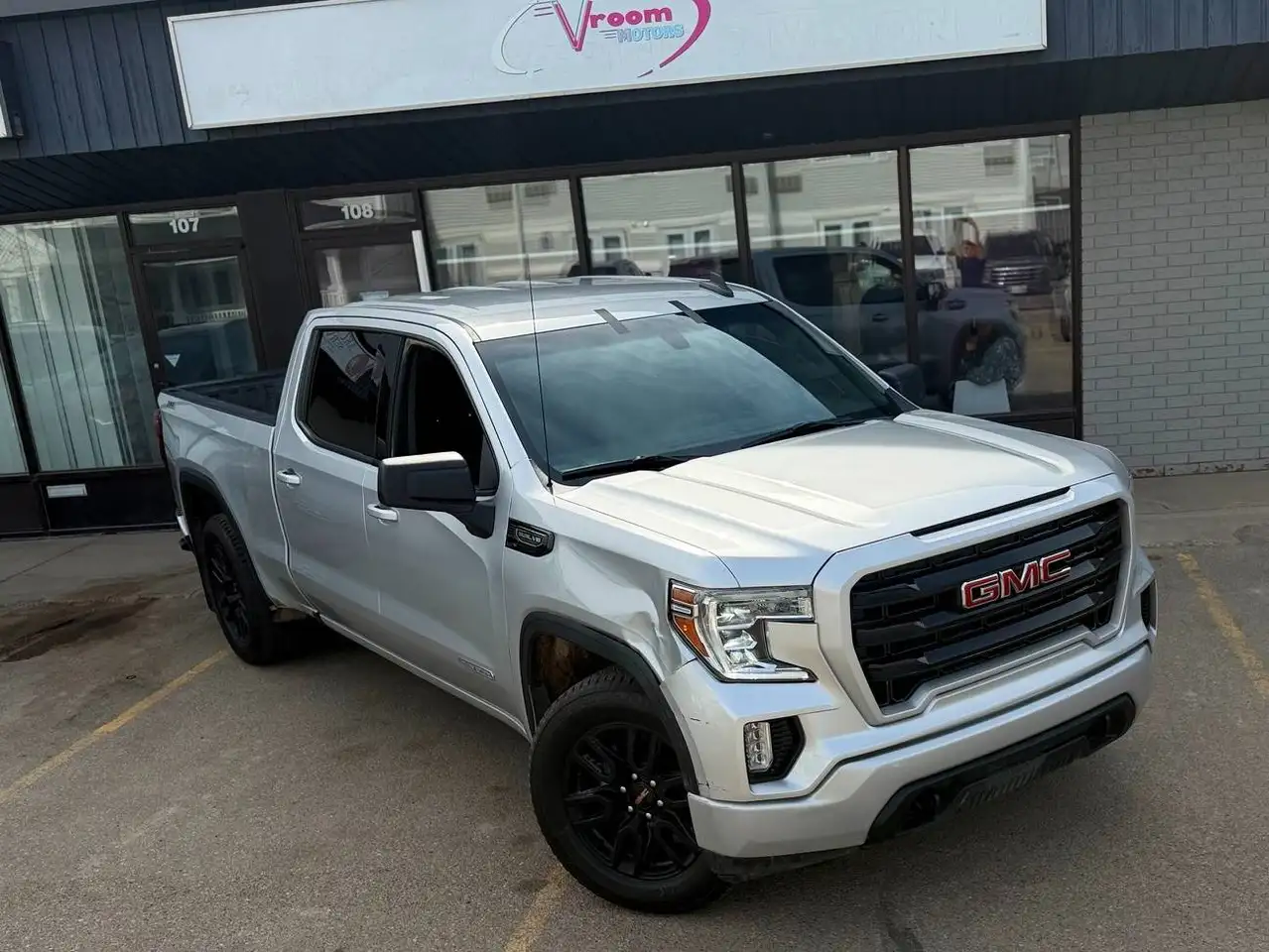 GMC Sierra 1500 снимка GMC Sierra 1500