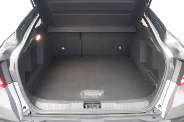 Renault Arkana view 12