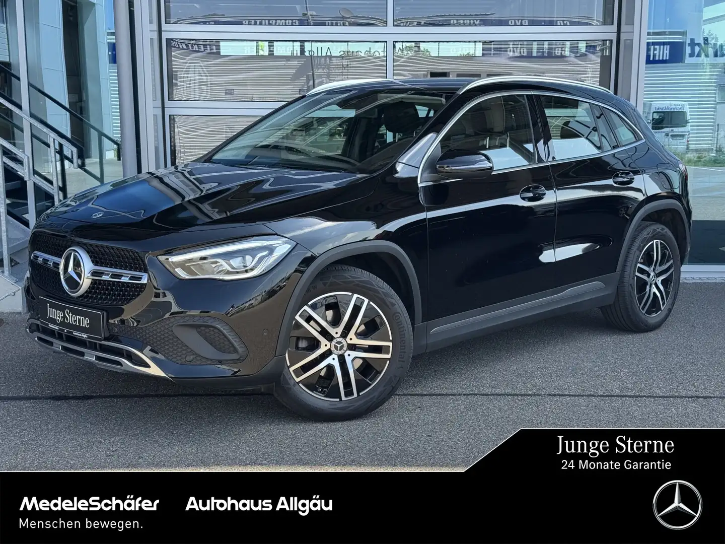 Mercedes-Benz GLA 200 GLA 200 d 4M Progressive AHK Memo LED Kam ElHeck Schwarz - 1