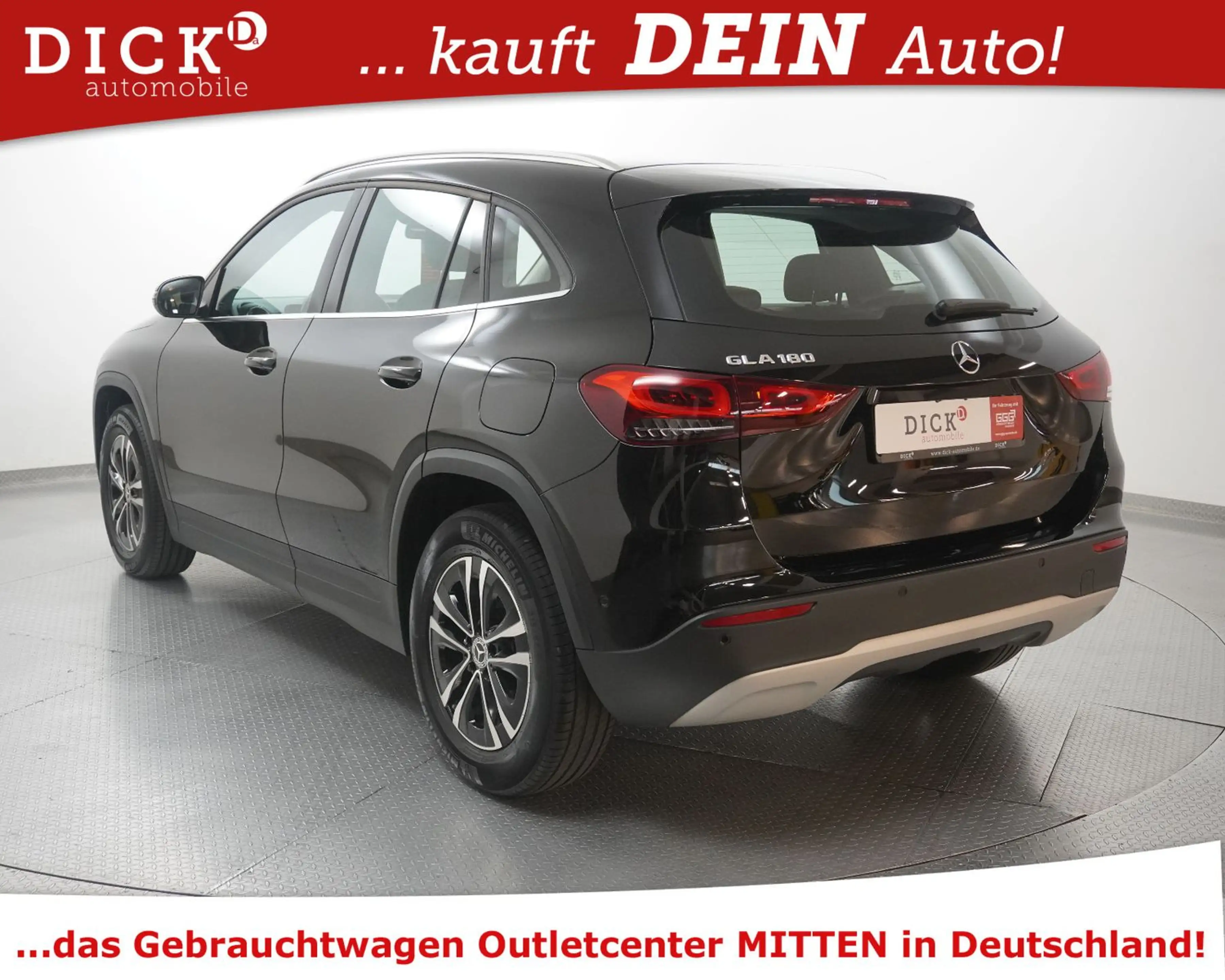 Mercedes-Benz GLA 180 GLA180 DCT Style NAV+KAM+VIRTU+LEDER+SHZ+AHK+LED — photo 6