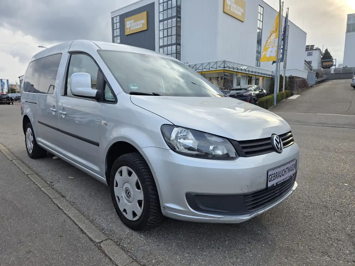 Volkswagen Caddy Kasten/Kombi Maxi Trendline*Rollstuhlrampe Silber - 1