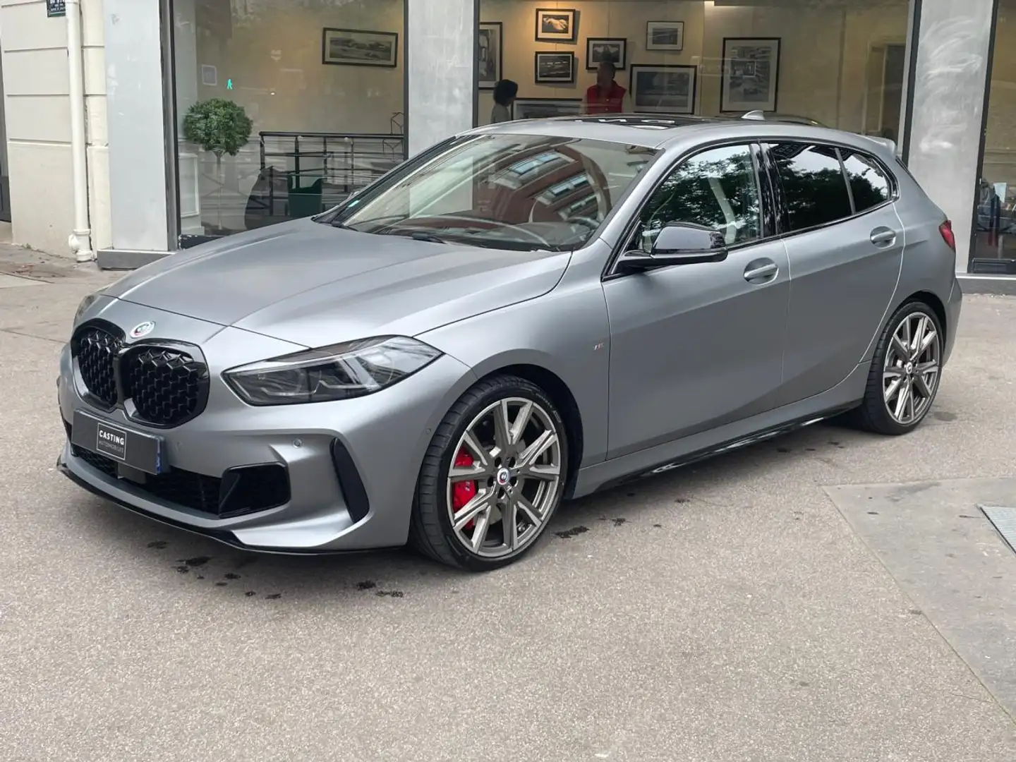 BMW 135 M135i - XDRIVE BVA Sport  BERLINE F40 M Performanc Gris - 1